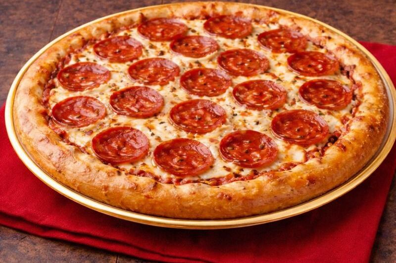 Pizza at Dells Dinner Adventures